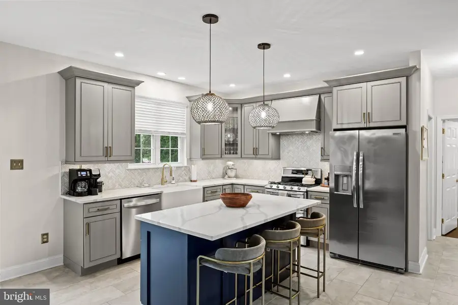 116 Sarah Dr, Mickleton, NJ 08056 - #3