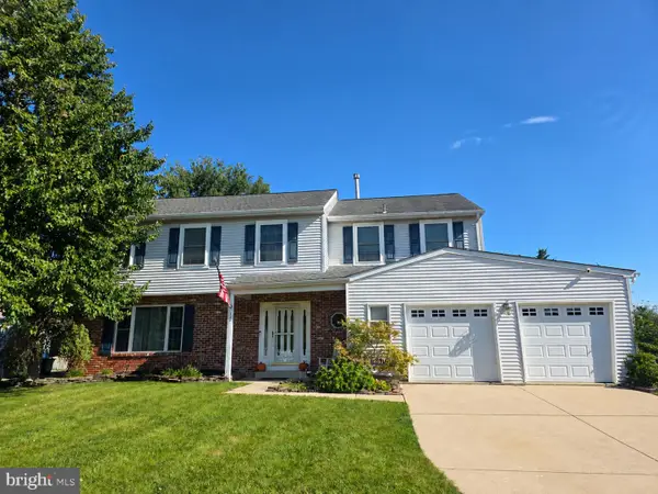 12 Mcintosh Rd, SEWELL, NJ 08080
