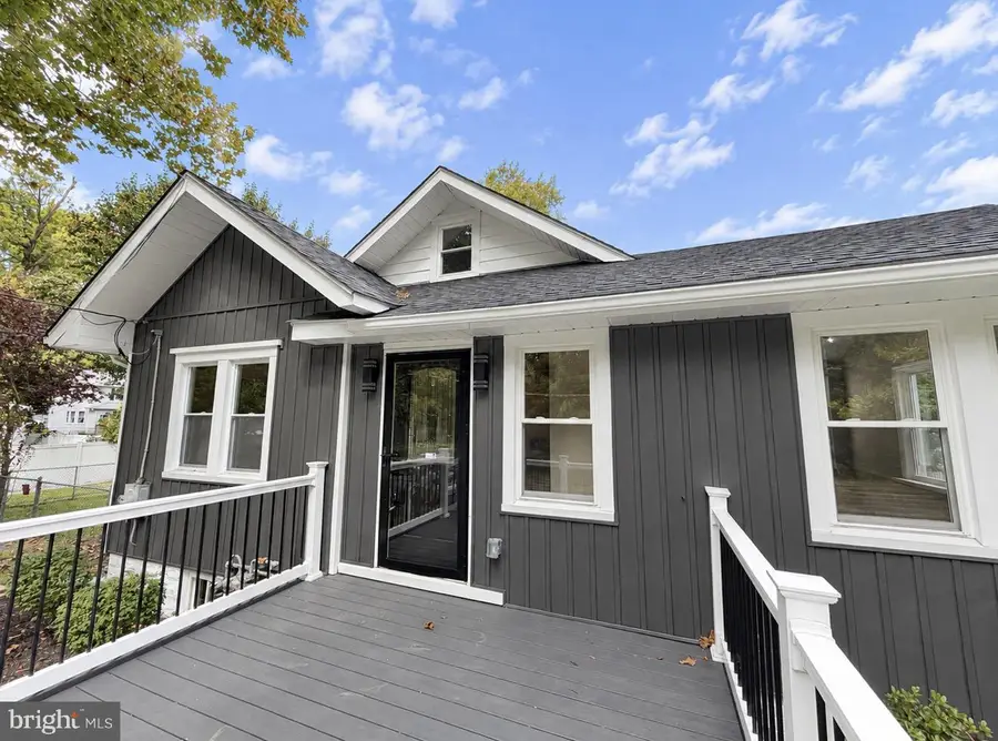 329 Woodbury Turnersville Rd, Grenloch, NJ 08032 - #2