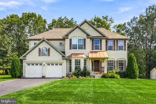 220 Ripley Ct, WILLIAMSTOWN, NJ 08094
