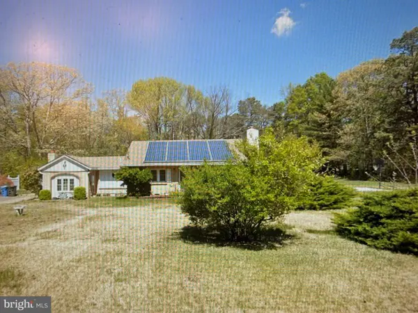 225 E Stanger Ave, GLASSBORO, NJ 08028
