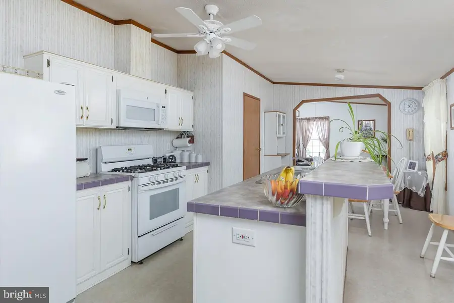 251 Andrew Ave, Mantua, NJ 08051 - #2