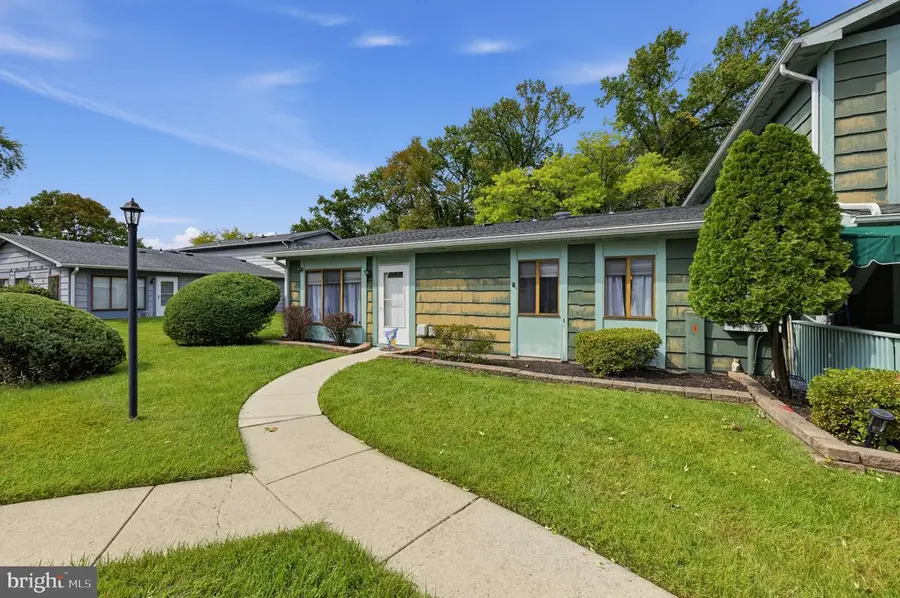 89 Woodway Dr, West Deptford, NJ 08066 - #3