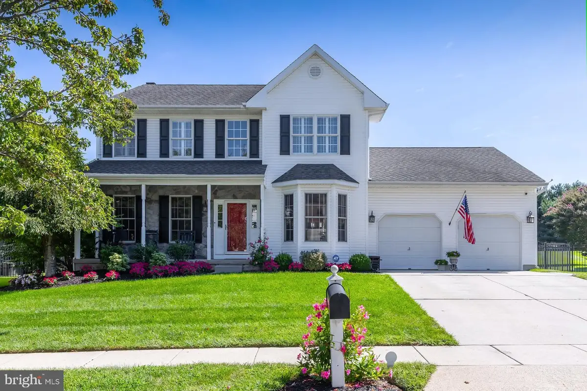 135 Yorktown Rd, Swedesboro, NJ 08085 - #1
