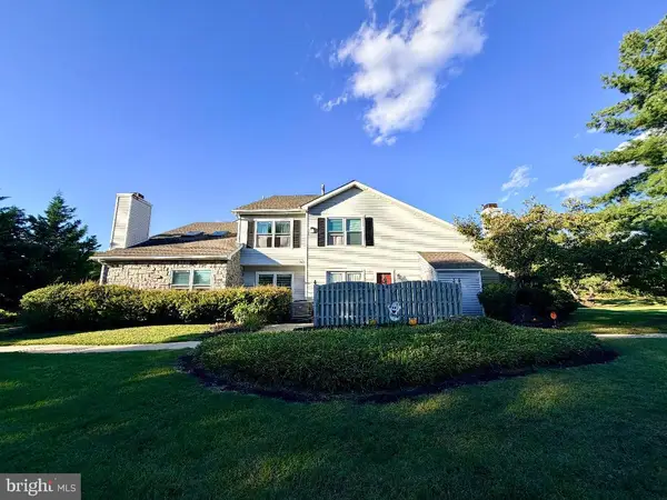 4 Cinnamon Rd, WEST DEPTFORD, NJ 08086