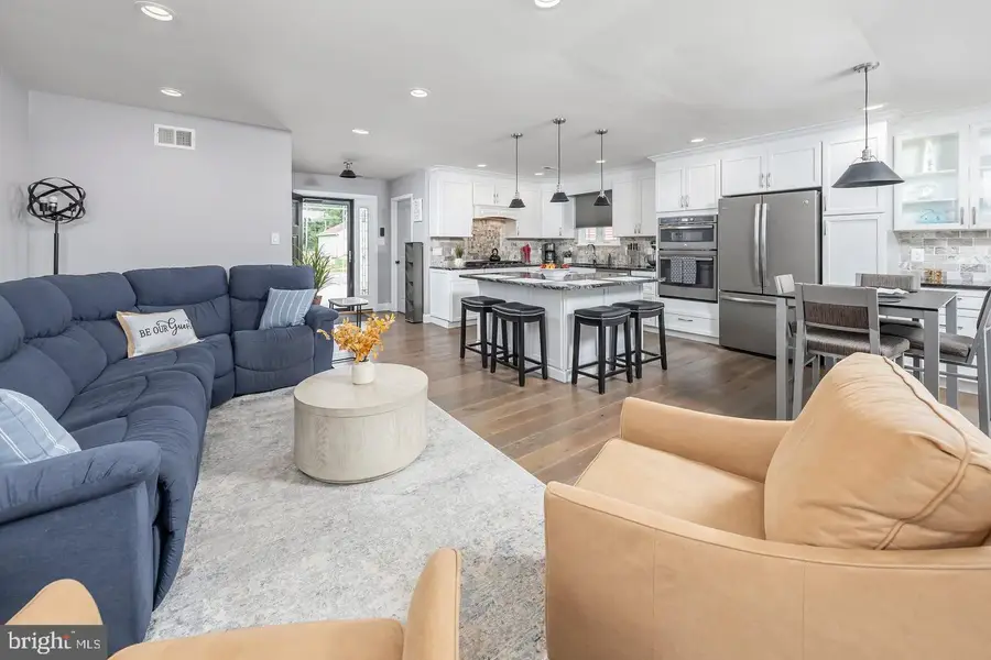 102 Weybridge Ct, Wenonah, NJ 08090 - #3