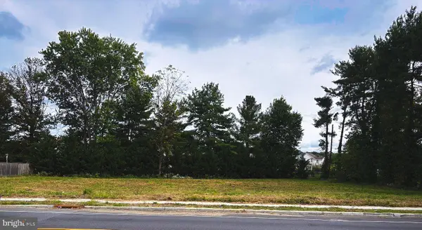 322 Delsea Dr, SEWELL, NJ 08080