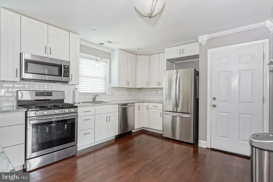 50 E Vine St, Gibbstown, NJ 08027 - #3