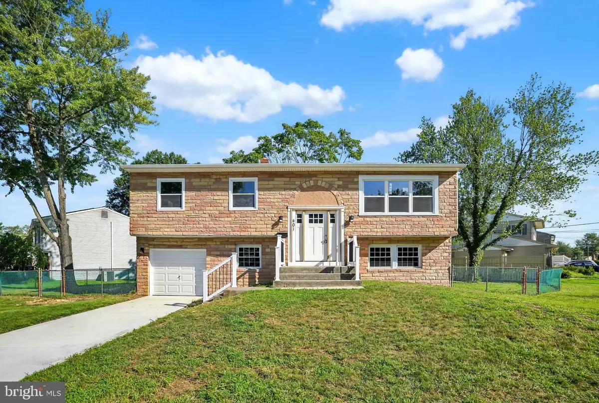 401 Lawnton Ave, West Deptford, NJ 08096 - #1