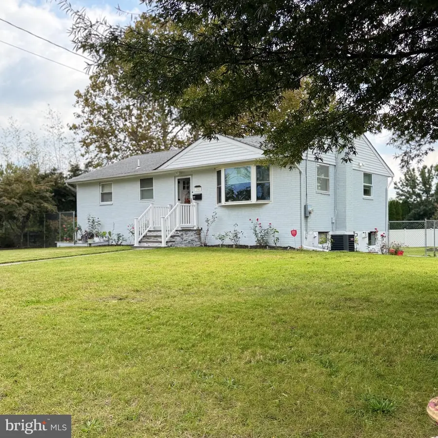 242 Morton Ave, Paulsboro, NJ 08066 - #2