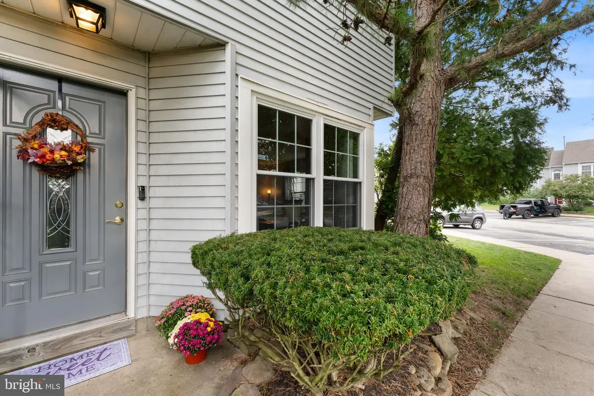 447 Whitman Ln, Williamstown, NJ 08094 - #1