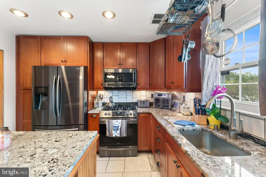 447 Whitman Ln, Williamstown, NJ 08094 - #2