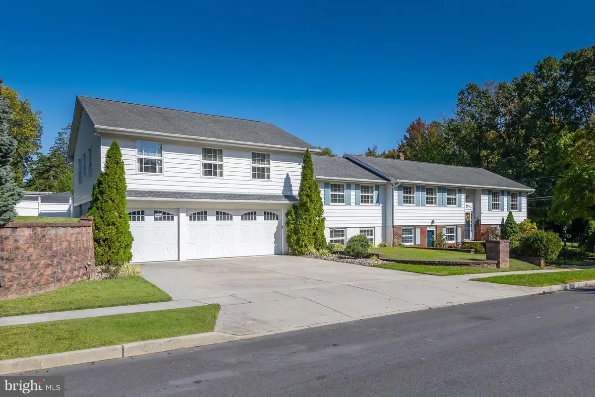453 Beech Ave, Woodbury Heights, NJ 08097 - #1