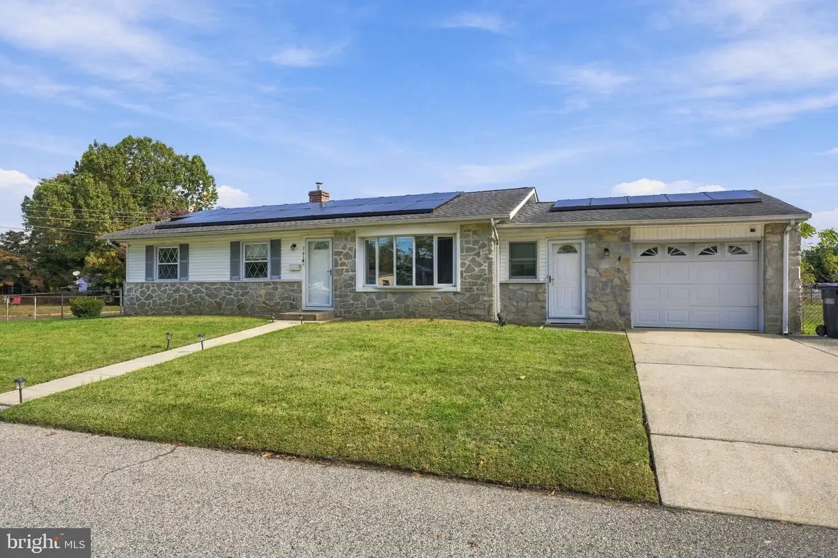 262 Huff Ave, Paulsboro, NJ 08066 - #1
