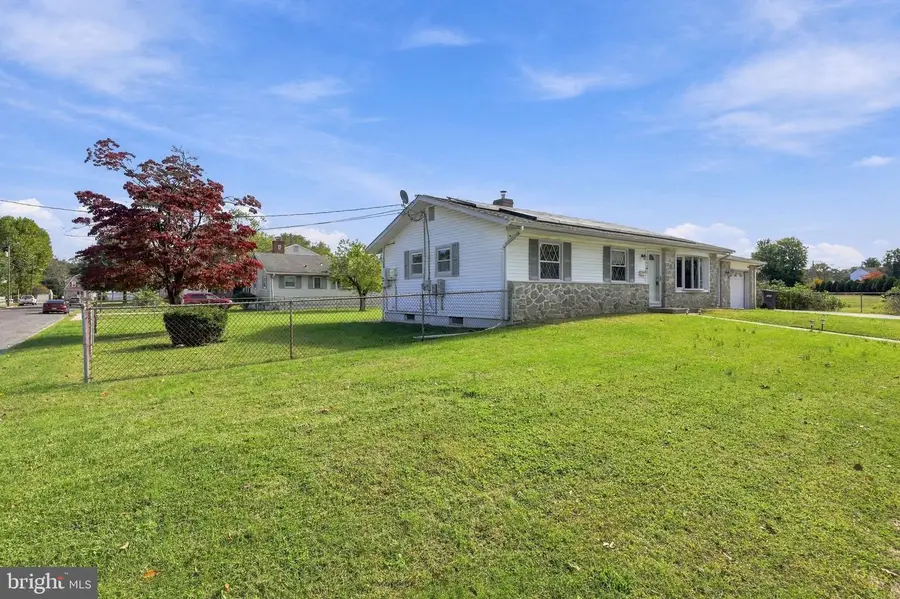 262 Huff Ave, Paulsboro, NJ 08066 - #2