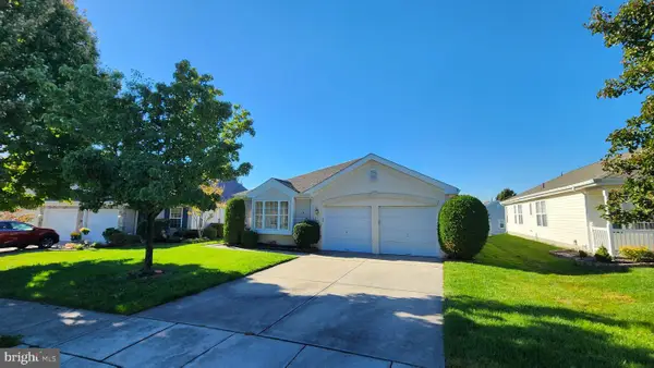 10 Leisure Ln, SEWELL, NJ 08080