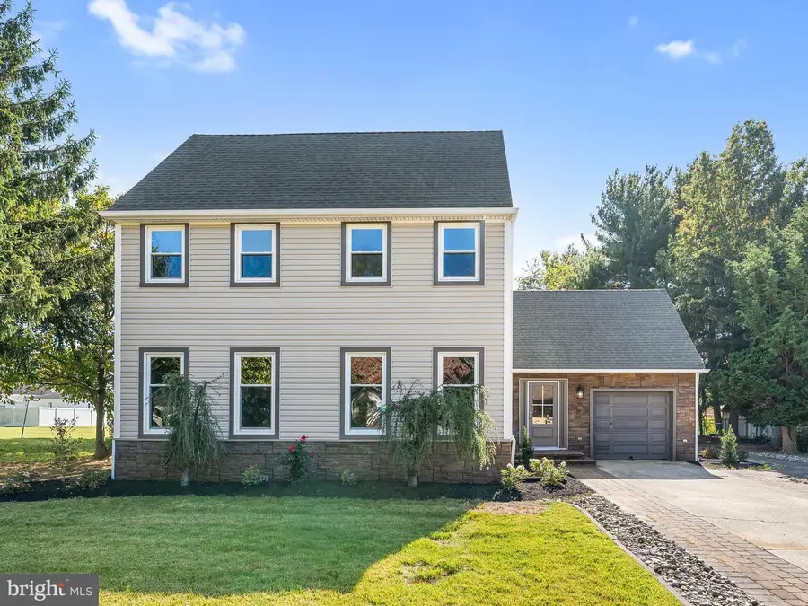 200 Phyllis Dr, Gibbstown, NJ 08027 - #2