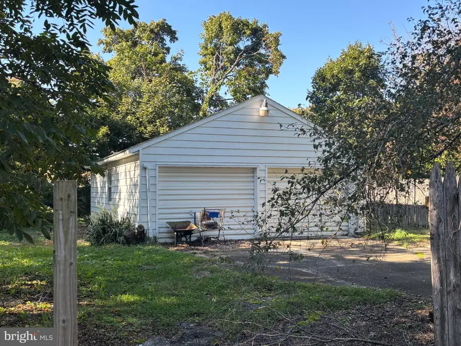 199 Walnut St, Williamstown, NJ 08094 - #3