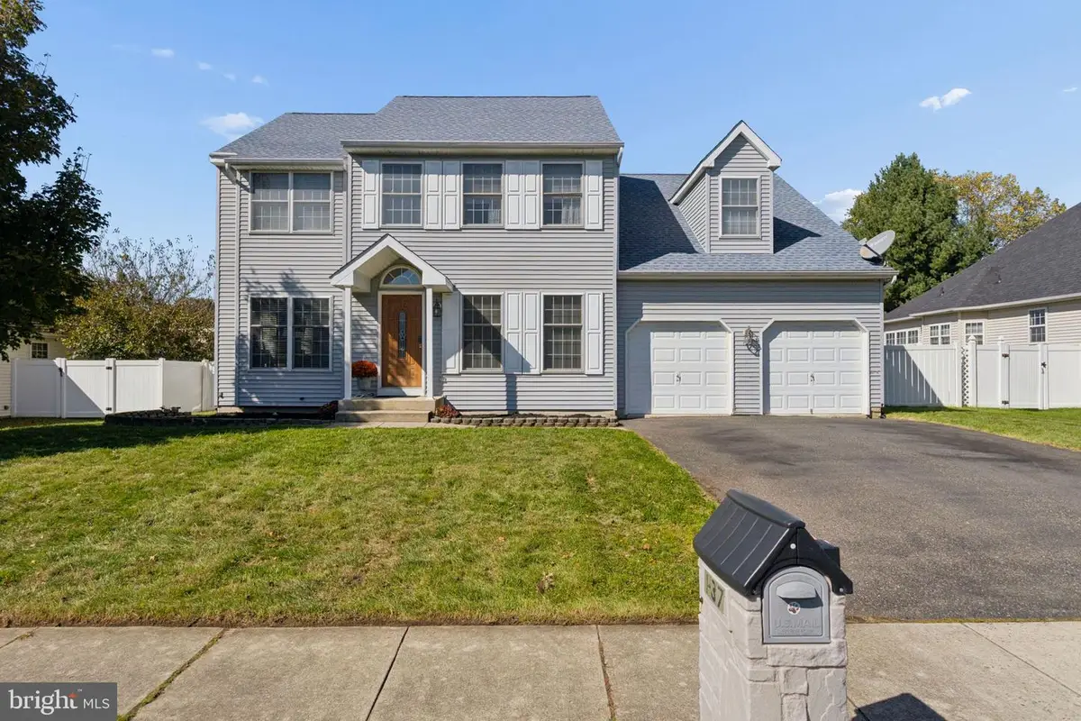 137 Tradewinds Dr, Mount Royal, NJ 08061 - #1