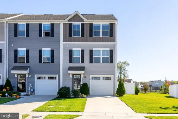 62 Burr St, WILLIAMSTOWN, NJ 08094