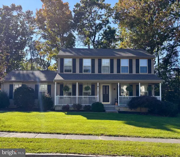 135 Carriage Hill Cir, MANTUA, NJ 08051