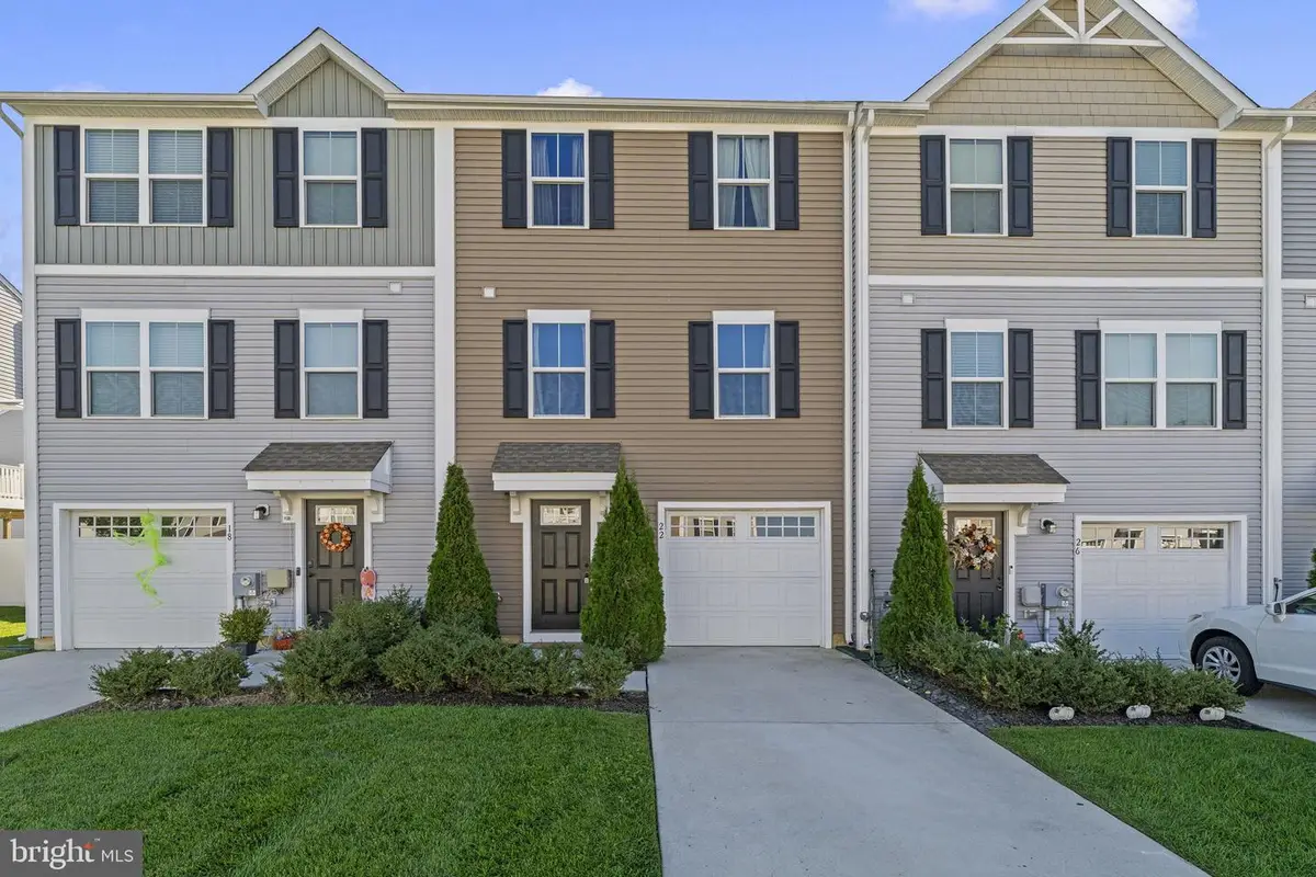 22 Burr St, Williamstown, NJ 08094 - #1