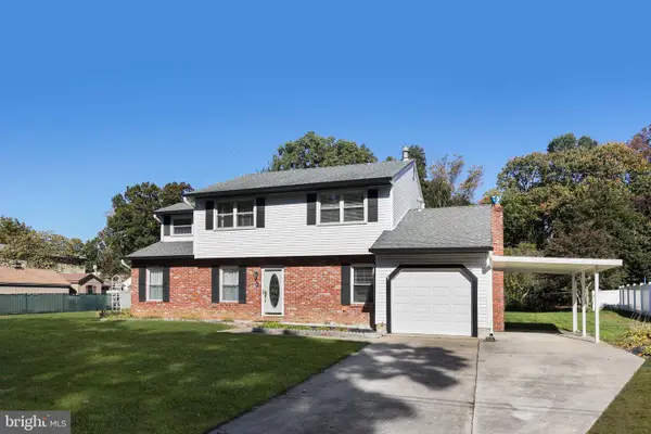 135 Holly Pkwy, WILLIAMSTOWN, NJ 08094