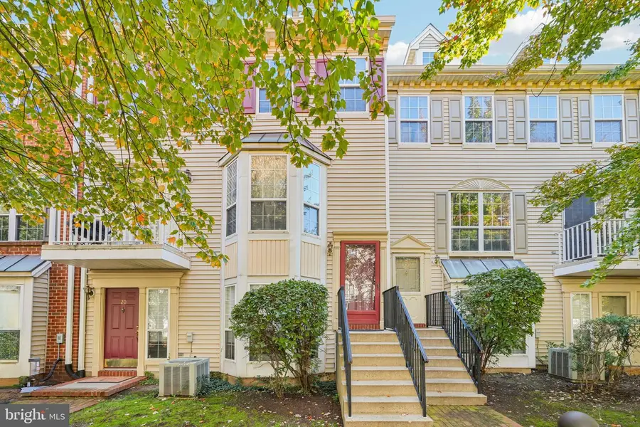 21 Cottonwood St #21, Jersey City, NJ 07305 - Image #2