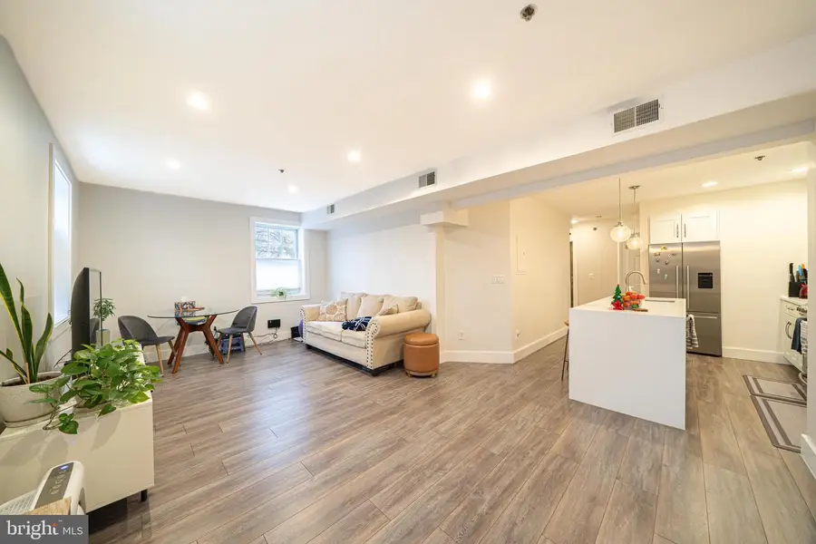 330 4th St #2a, Jersey City, NJ 07302 - Image #3