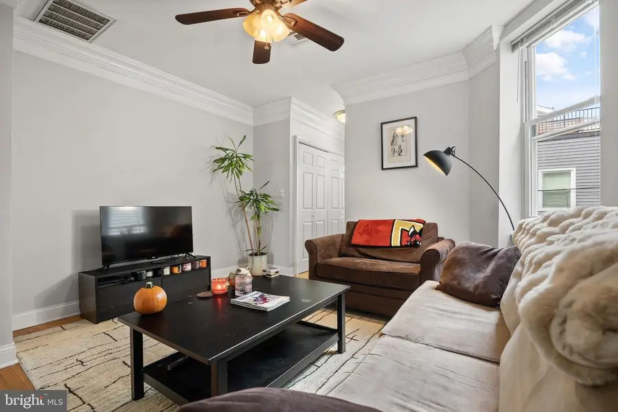 207 Ogden #2r, Jersey City, NJ 07307 - #3