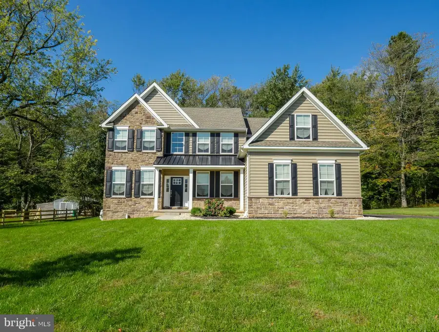 10 Holcombe Grove Rd, Lambertville, NJ 08530 - Image #2