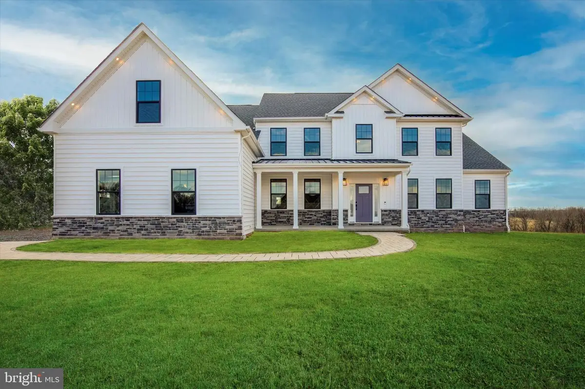 37 Barbertown Point Breeze Rd, Frenchtown, NJ 08825 - Image #1