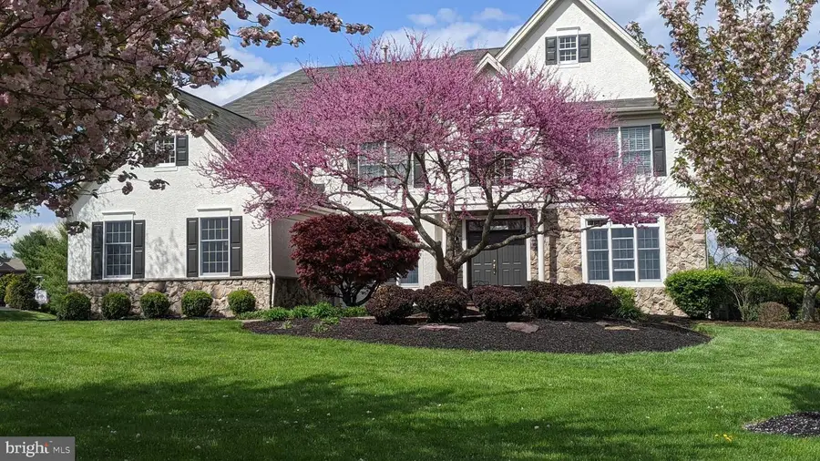 1 Surrey Ln, Lambertville, NJ 08530 - #2