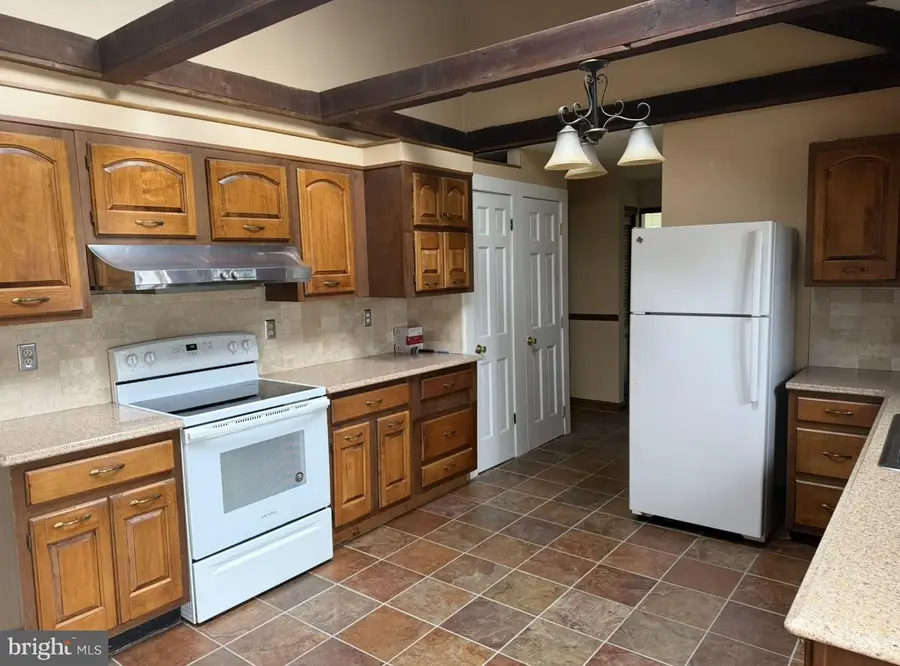 42 Welisewitz Rd, Ringoes, NJ 08551 - #2