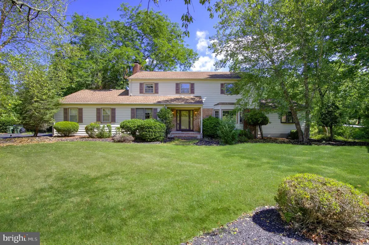 7 Horseshoe Rd, Whitehouse Station, NJ 08889 - #1