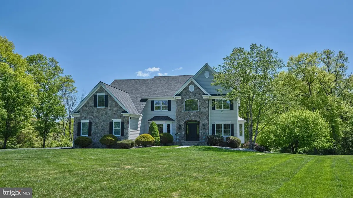 8 Corsalo Rd, Lambertville, NJ 08530 - #1