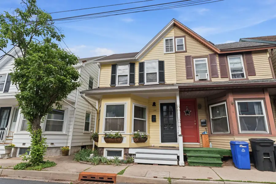 146 George St, Lambertville, NJ 08530 - #2