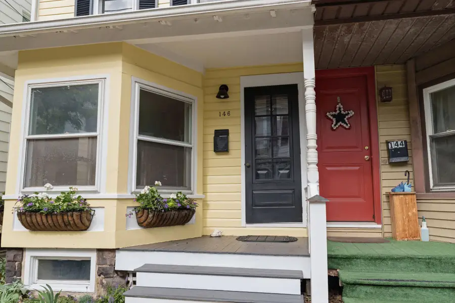 146 George St, Lambertville, NJ 08530 - #3