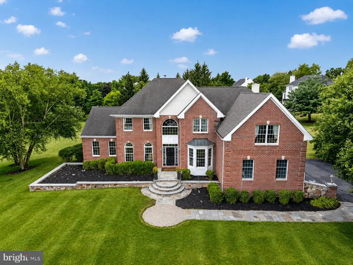 4 Riverview Ct, Ringoes, NJ 08551 - #1