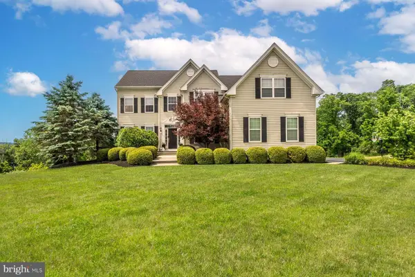 38 Music Mountain Blvd, LAMBERTVILLE, NJ 08530