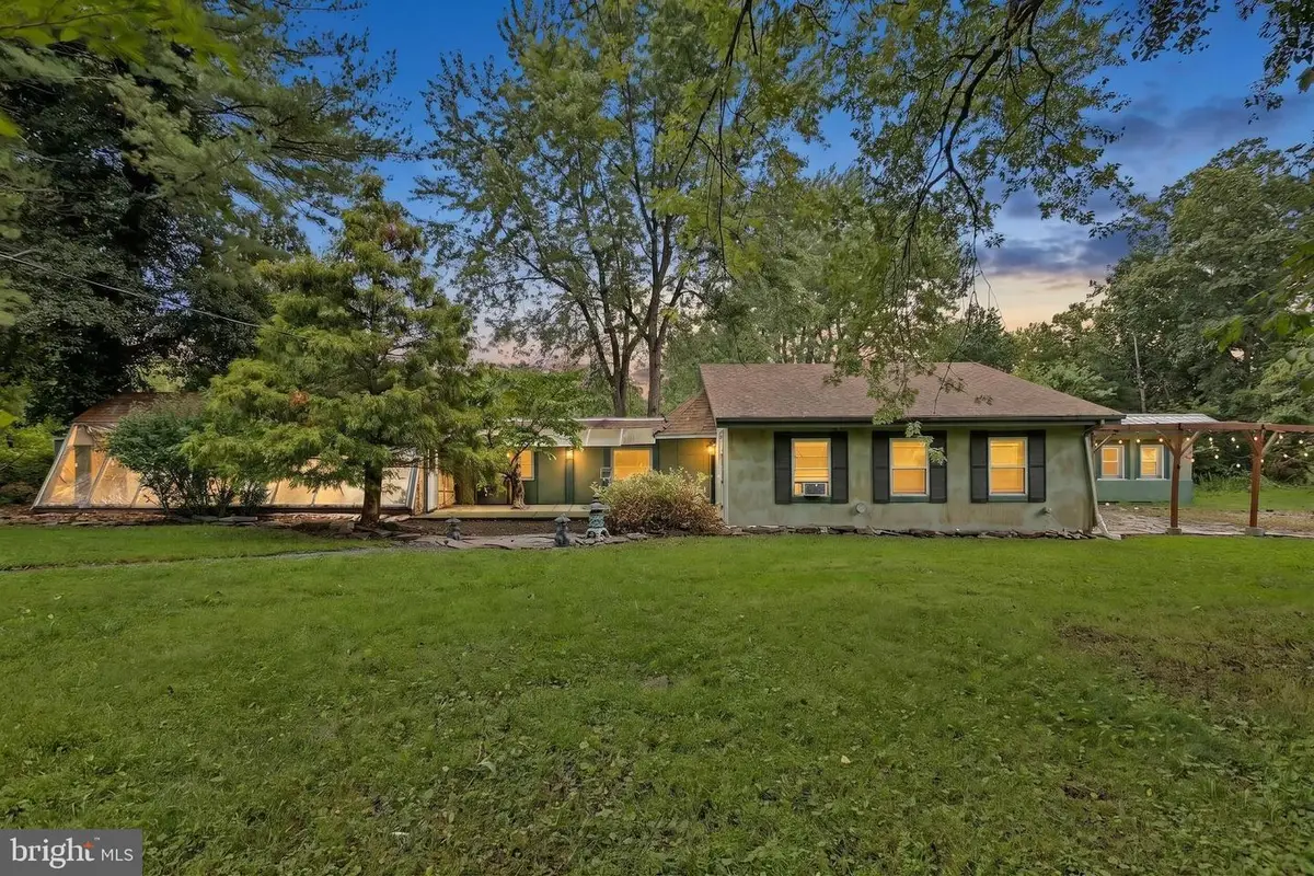 21 Woodsville Rd, Hopewell, NJ 08525 - #1