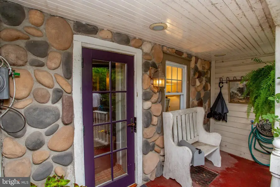 8 Canal St, Lambertville, NJ 08530 - #2