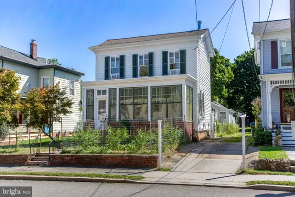 31 E Main St, FLEMINGTON, NJ 08822