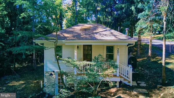 201 Ellis Rd, MILFORD, NJ 08848