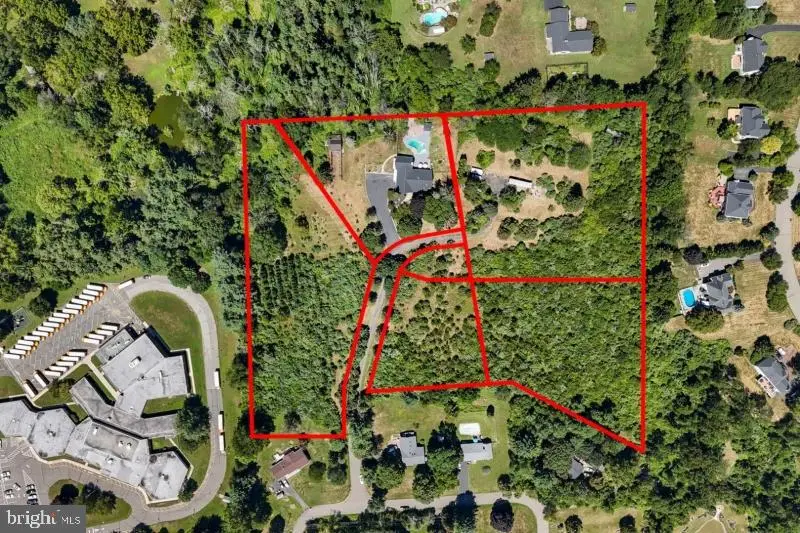 2 Rossi Dr, Clinton, NJ 08809 - #3