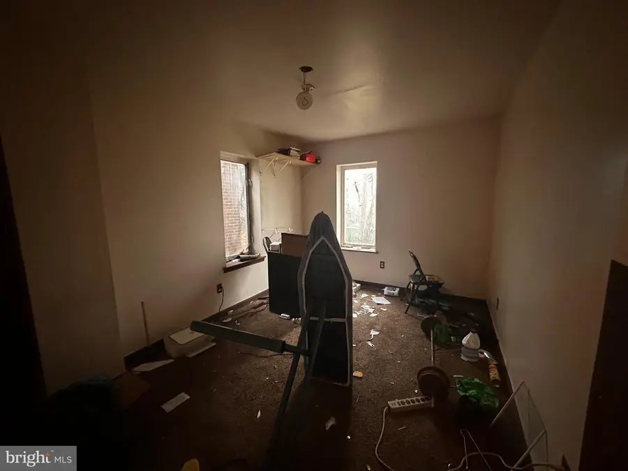 38 Mechanics Ave, Trenton, NJ 08638 - Image #2