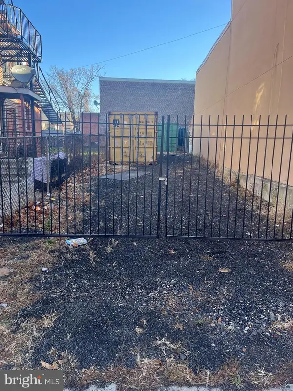 230 S Clinton Ave, TRENTON, NJ 08609