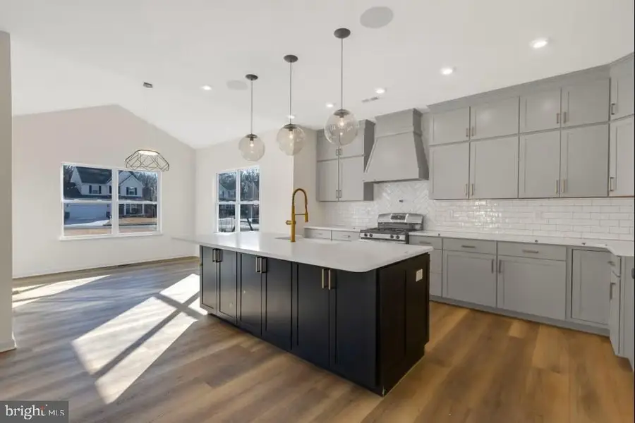 133 A Woosamonsa Rd, Pennington, NJ 08534 - Image #2