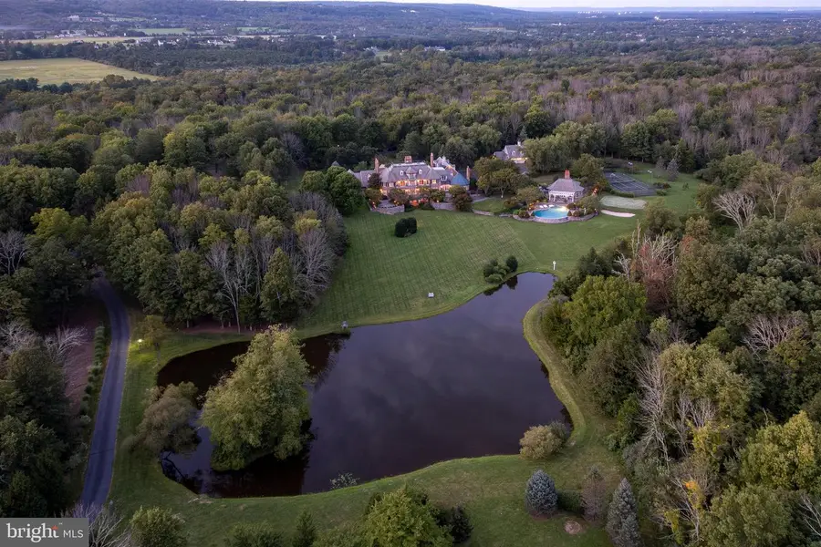 82 Aunt Molly Rd, Hopewell, NJ 08525 - Image #2