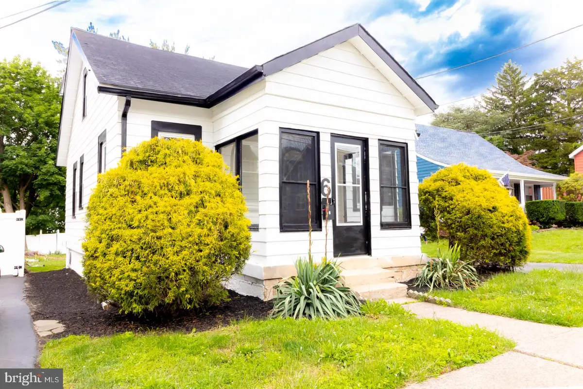 6 New Hillcrest Ave, Trenton, NJ 08638 - Image #1